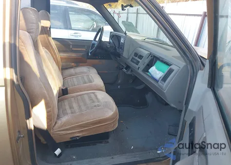 1989 Chevrolet Gmt-400 C1500 из США, поврежденный, VIN 1GCDC14KXKZ126911